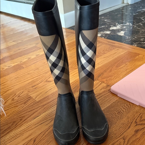 Burberry Shoes - Burberry Women's Black and Brown Plaid Rain Boots